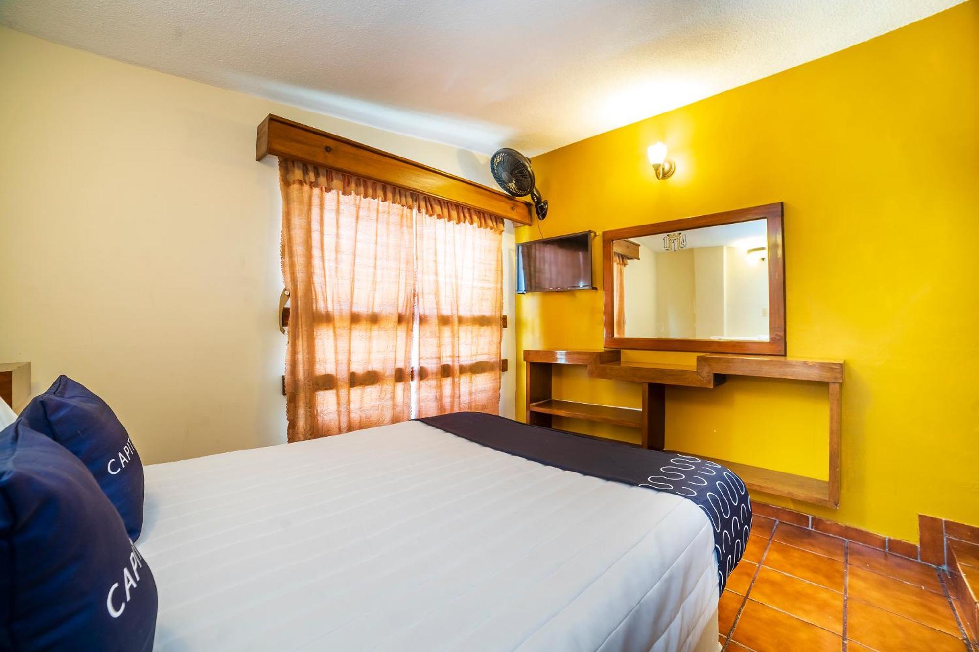 Capital O Hotel Casa Blanca Celaya  Dış mekan fotoğraf