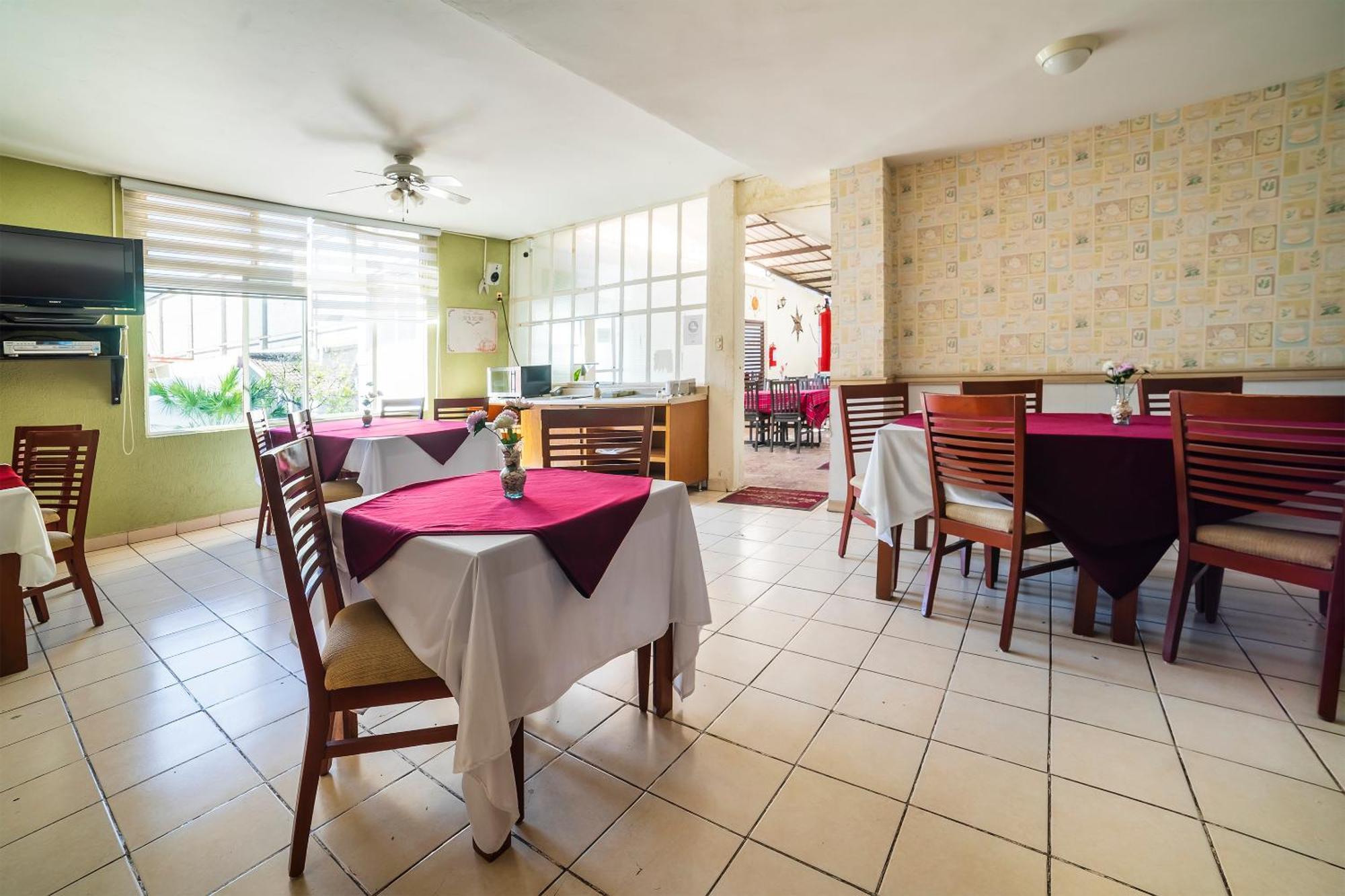 Capital O Hotel Casa Blanca Celaya  Dış mekan fotoğraf