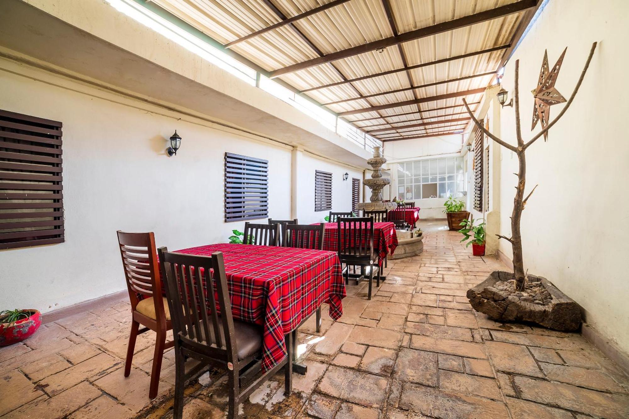 Capital O Hotel Casa Blanca Celaya  Dış mekan fotoğraf